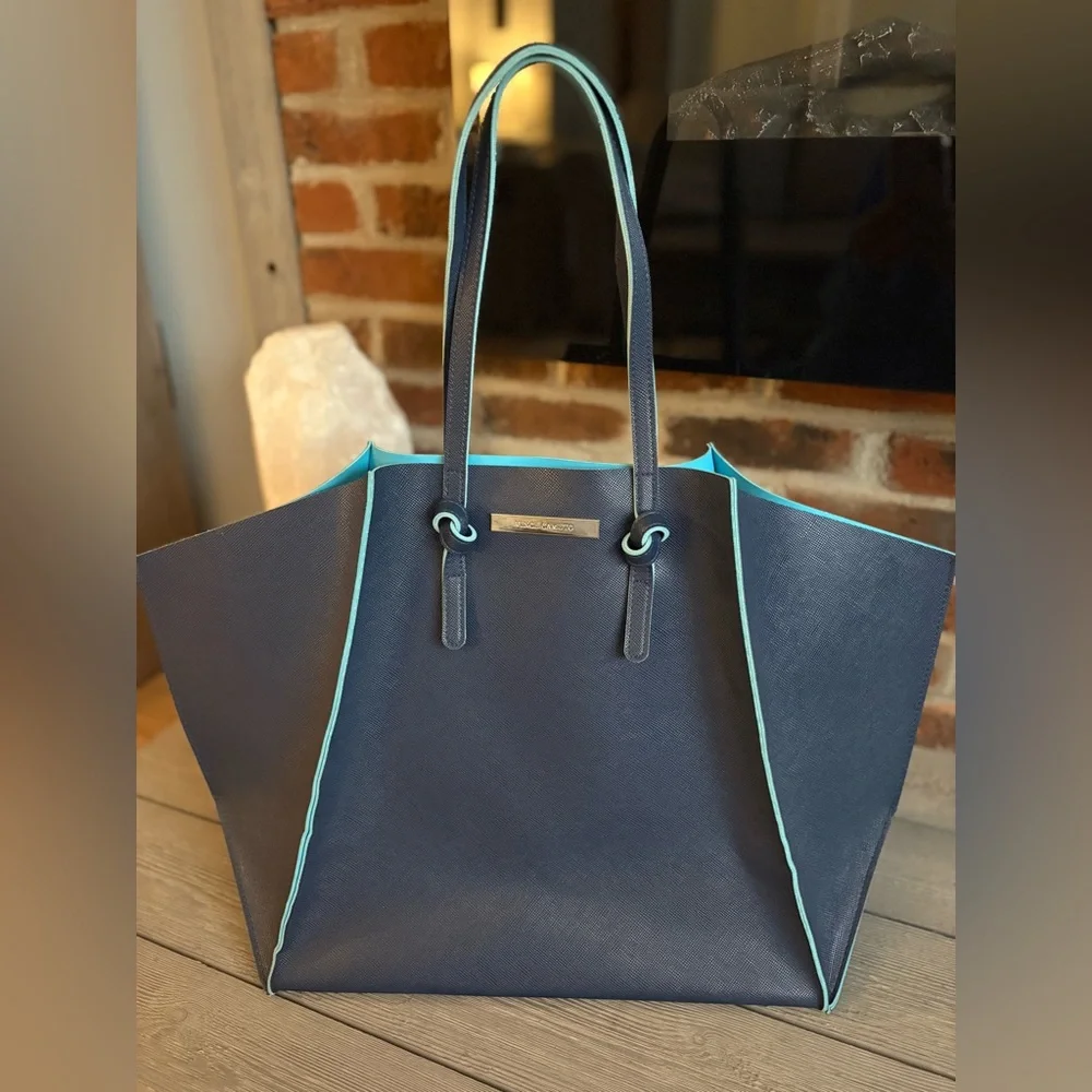 Vince Camuto Tote Bag XL - Picture 6 of 12